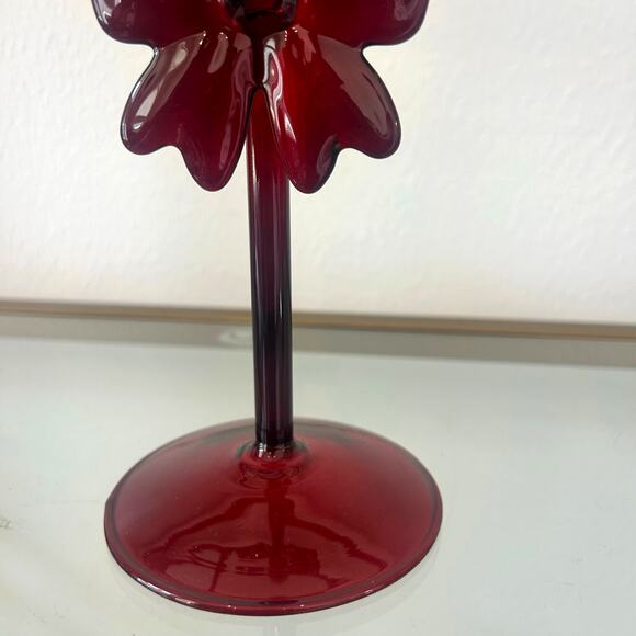 Cupcakes & Cashmere Red Bow Glass Taper Candle Holders Set of 2 Holiday Glam New - Picture 4 of 12